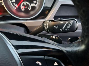 Volkswagen Touran 1.4 TSI BlueMotion Tech SEL MPV 5dr Petrol DSG Euro 6 (s/s) (150