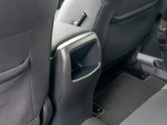 Nissan Qashqai 1.2 DIG-T N-Connecta SUV 5dr Petrol XTRON 2WD Euro 6 (s/s) (115 