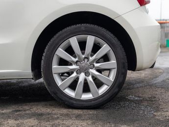 Audi A1 1.4 TFSI Sport Hatchback 3dr Petrol S Tronic Euro 5 (s/s) (122 p