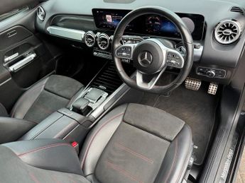 Mercedes-Benz GLB 2.0 GLB220d AMG Line (Premium) SUV 5dr Diesel 8G-DCT 4MATIC Euro
