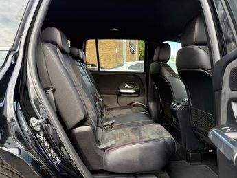 Mercedes-Benz GLB 2.0 GLB220d AMG Line (Premium) SUV 5dr Diesel 8G-DCT 4MATIC Euro