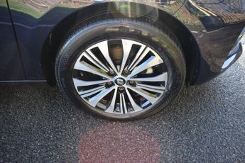 Renault Zoe R135 EV50 52kWh Riviera Auto 5dr (Rapid Charge)