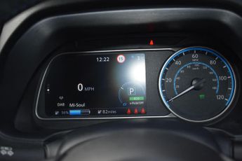 Renault Zoe R135 EV50 52kWh Riviera Auto 5dr (Rapid Charge)