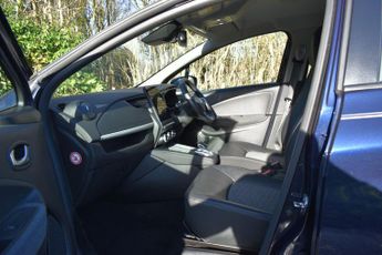 Renault Zoe R135 EV50 52kWh Riviera Auto 5dr (Rapid Charge)