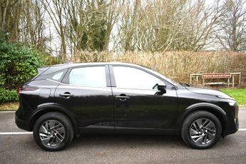 Nissan Qashqai 1.3 DIG-T MHEV Acenta Premium XTRON Euro 6 (s/s) 5dr