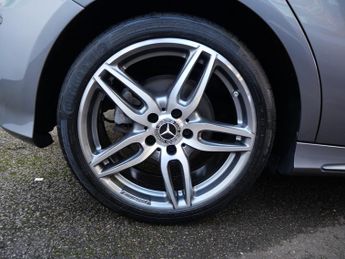 Mercedes-Benz A Class 2.1 A200d AMG Line (Premium Plus) 7G-DCT Euro 6 (s/s) 5dr Only 3