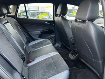 Volkswagen ID.4 Pure 52kWh Life SUV Electric Auto (148 ps) 5dr