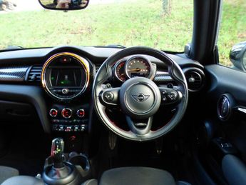 Mini Hatch 2.0 Cooper S Sport Hatchback 3dr Petrol Steptronic Euro 6 (s/s) 