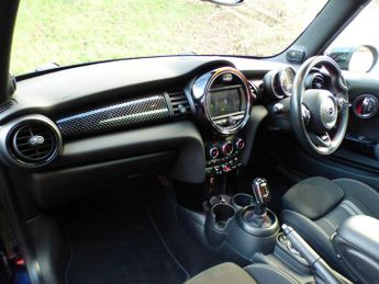 Mini Hatch 2.0 Cooper S Sport Hatchback 3dr Petrol Steptronic Euro 6 (s/s) 