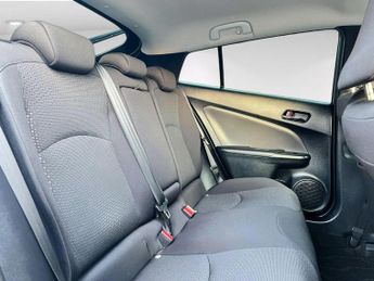 Toyota Prius 1.8 VVTi Excel Euro 6 (S/S) CVT 5Dr