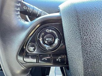 Toyota Prius 1.8 VVTi Excel Euro 6 (S/S) CVT 5Dr