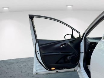 Toyota Prius 1.8 VVTi Excel Euro 6 (S/S) CVT 5Dr