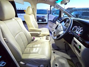 Toyota Vellfire 8 Seater- 2.4L PETROL-ULEZ/CAZ PASS-FREE 40MONTHS GOLD WARRANTY 