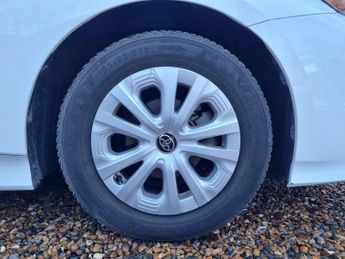 Toyota Prius 1.8 VVT-h GPF Active Hatchback 5dr Petrol Hybrid CVT Euro 6 (s/s