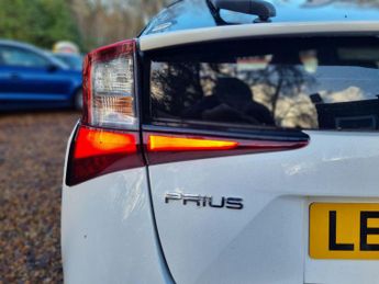 Toyota Prius 1.8 VVT-h GPF Active Hatchback 5dr Petrol Hybrid CVT Euro 6 (s/s
