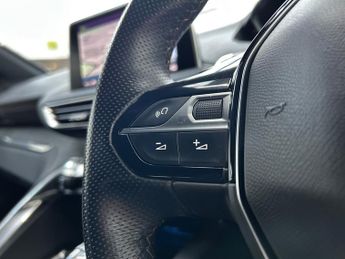 Peugeot 3008 1.6 13.2kWh GT Line SUV Petrol Plug-in Hybrid e-EAT Euro 6 (s/s)