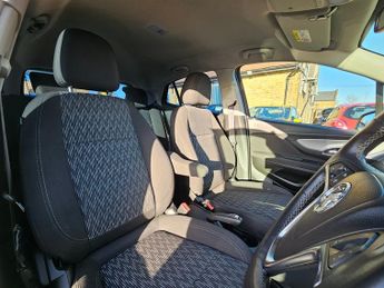 Vauxhall Mokka 1.4i Turbo Exclusiv SUV 5dr Petrol Auto 2WD Euro 6 (140 ps)