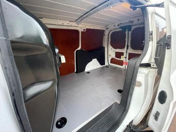 Ford Transit Connect 1.5 TDCi 210 Panel Van 5dr Diesel Manual L2 H1 (119 g/km, 118 bh