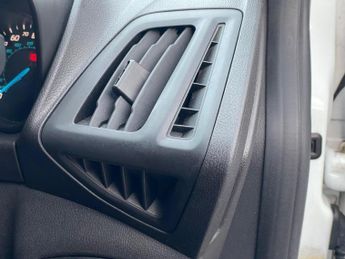 Ford Transit Connect 1.5 TDCi 210 Panel Van 5dr Diesel Manual L2 H1 (119 g/km, 118 bh