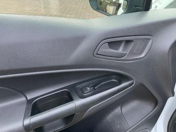 Ford Transit Connect 1.5 TDCi 210 Panel Van 5dr Diesel Manual L2 H1 (119 g/km, 118 bh