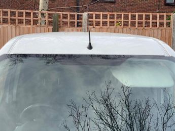 Ford Transit Connect 1.5 TDCi 210 Panel Van 5dr Diesel Manual L2 H1 (119 g/km, 118 bh