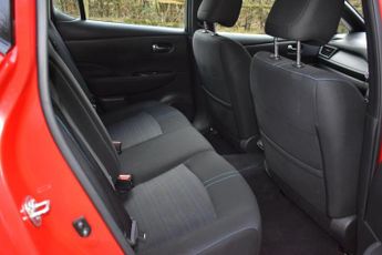 Nissan LEAF 39kWh Acenta Auto 5dr