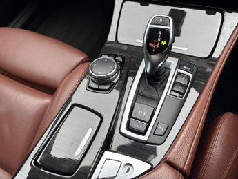 BMW 5 Series 3.0 535d M Sport Saloon 4dr Diesel Auto Euro 6 (s/s) (313 ps)