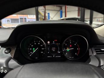 Land Rover Range Rover Evoque 2.0 TD4 Autobiography SUV 5dr Diesel Auto 4WD Euro 6 (s/s) (180 