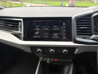 Audi A1 1.0 TFSI 25 Black Edition Sportback 5dr Petrol S Tronic Euro 6 (