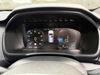 Volvo XC90 2.0h T8 Twin Engine 9.2kWh R-Design SUV 5dr Petrol Plug-in Hybri