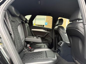 Audi Q5 2.0 TDI S line SUV 5dr Diesel S Tronic quattro Euro 6 (s/s) (190