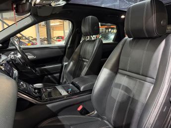 Land Rover Range Rover Velar 3.0 SD6 V6 R-Dynamic S SUV 5dr Diesel Auto 4WD Euro 6 (s/s) (300