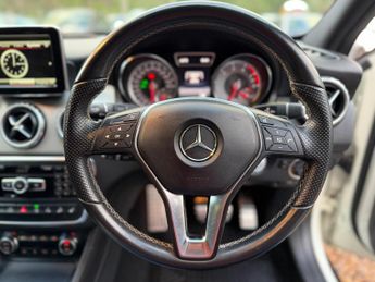 Mercedes-Benz GLA 2.0 GLA250 Sport SUV 5dr Petrol 7G-DCT 4MATIC Euro 6 (s/s) (211 
