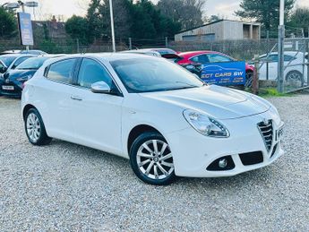 Alfa Romeo Giulietta 1.6 JTDM-2 Business Edition Hatchback 5dr Diesel Manual Euro 6 (