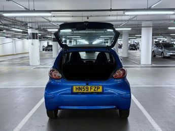 Toyota Aygo 1.0 VVT-i Blue Hatchback 5dr Petrol MultiMode Euro 4 (67 bhp)