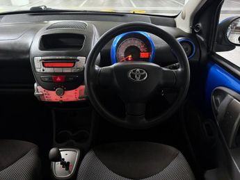 Toyota Aygo 1.0 VVT-i Blue Hatchback 5dr Petrol MultiMode Euro 4 (67 bhp)