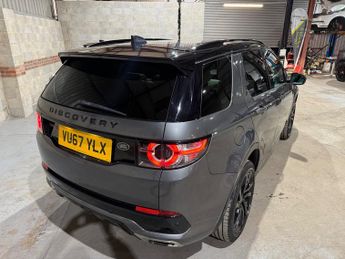 Land Rover Discovery Sport 2.0 TD4 HSE Dynamic Lux SUV 5dr Diesel Auto 4WD Euro 6 (s/s) (18