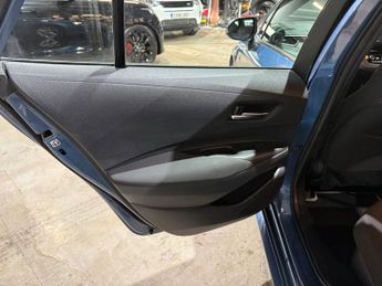 Toyota Corolla 1.8 VVT-h Icon Touring Sports 5dr Petrol Hybrid CVT Euro 6 (s/s)