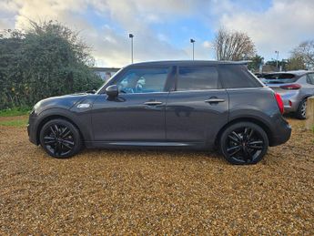 Mini Hatch 2.0 Cooper S Hatchback 5dr Petrol Steptronic Euro 6 (s/s) (192 p