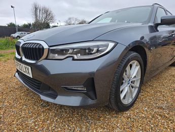 BMW 3 Series 2.0 330e 12kWh SE Pro Touring 5dr Petrol Plug-in Hybrid Auto Eur