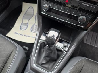 Volkswagen T-Cross 1.0 TSI SEL SUV 5dr Petrol DSG Euro 6 (s/s) (110 ps)