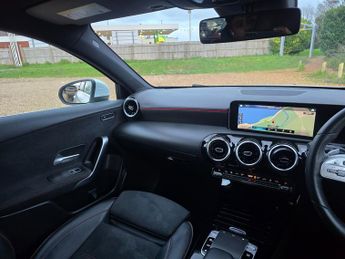 Mercedes-Benz A Class 2.0 A220 AMG Line (Executive) Hatchback 5dr Petrol 7G-DCT Euro 6