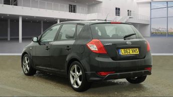 Kia Ceed 1.6 CRDi 3 Hatchback 5dr Diesel Auto Euro 5 (113 bhp)