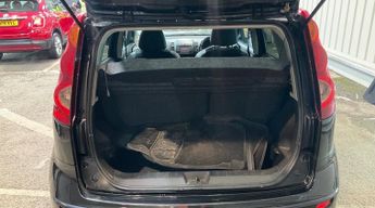 Nissan Note 1.6 16V Tekna Hatchback 5dr Petrol Auto Euro 4 (110 ps)