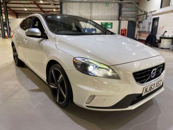 Volvo V40 2.0 D3 R-Design Lux Nav Hatchback 5dr Diesel Manual Euro 5 (s/s)