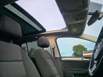 Volkswagen Touran 1.6 TDI SE Family MPV 5dr Diesel DSG Euro 6 (s/s) (115 ps)