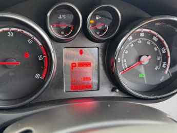 Vauxhall Meriva 1.7 CDTi Exclusiv MPV 5dr Diesel Auto Euro 5 - ONLY 20000 MILES 