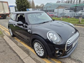 Mini Hatch 1.5 Cooper Hatchback 3dr Petrol Auto Euro 6 (s/s) (136 ps)