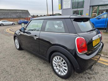 Mini Hatch 1.5 Cooper Hatchback 3dr Petrol Auto Euro 6 (s/s) (136 ps)