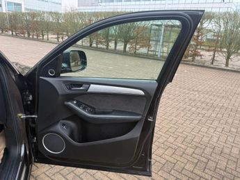 Audi Q5 2.0 TDI S line Plus SUV 5dr Diesel S Tronic quattro Euro 6 (s/s)